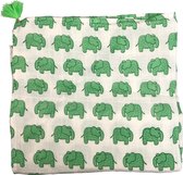 House of India Hydrofiele Doek XL - Wit met groene olifanten print- Met mutsje. Bio cotton | Inbakerdoek | Hydrofiele doek | Hydrofiele luier | Gratis verzending