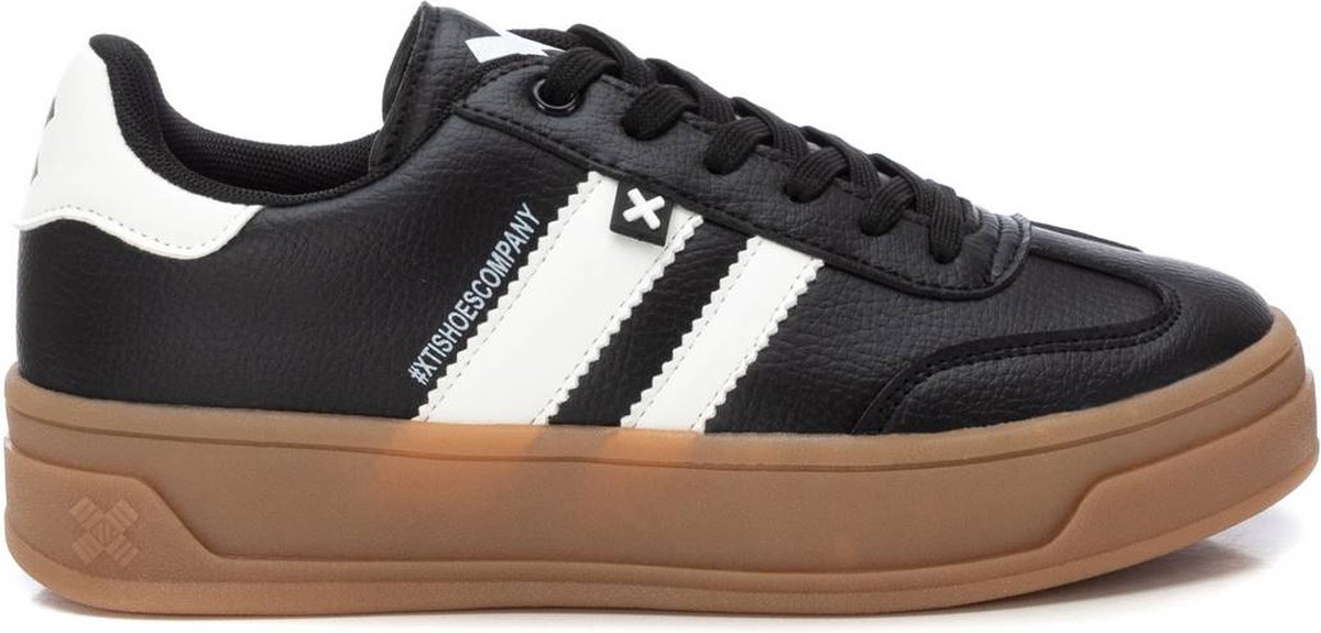 XTI 143645 Trainer - ZWART