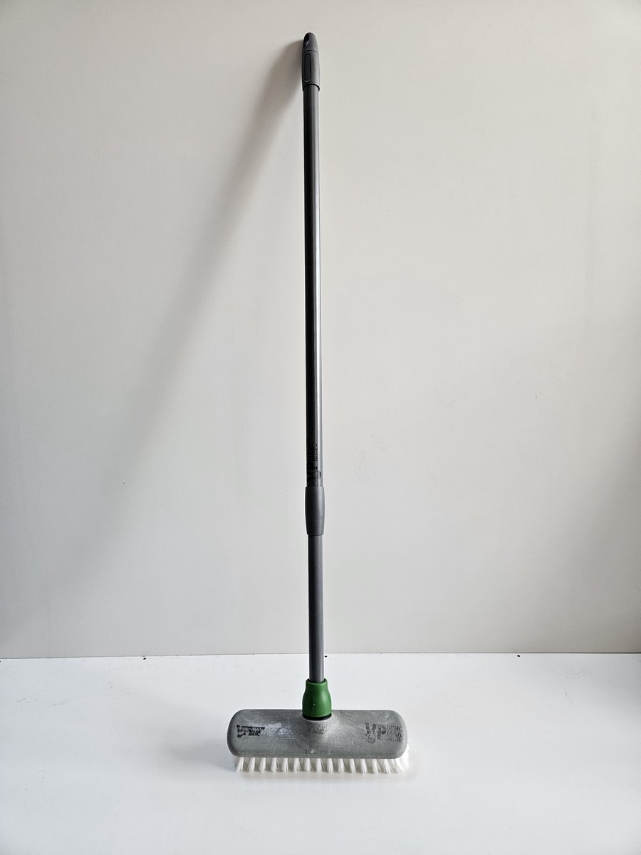 Schrobborstel met telescoopsteel / luiwagen telescoop steel Nylon / schrobber met steel Nylon 26cm