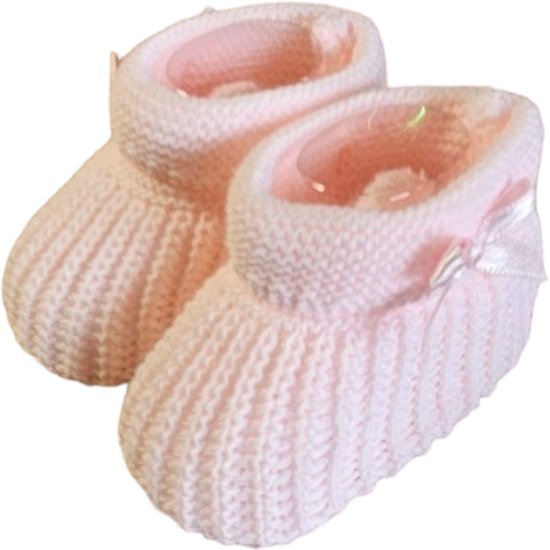 Kraamcadeau roze met Happy Horse Richie Knuffeldoekje, spuugdoekje slofjes en pampers van HEMA — afbeelding 4