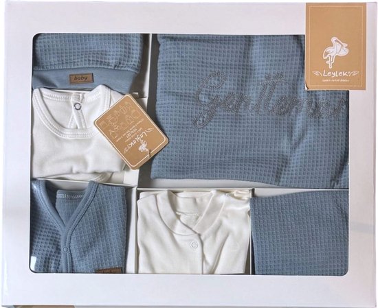 10-delige Babygeschenksetje Met Alles Voor Een Pasgeboren Baby In De Kleur Blauw En In De Maat 0 Tot En Met 3 Maanden Jaar Oud