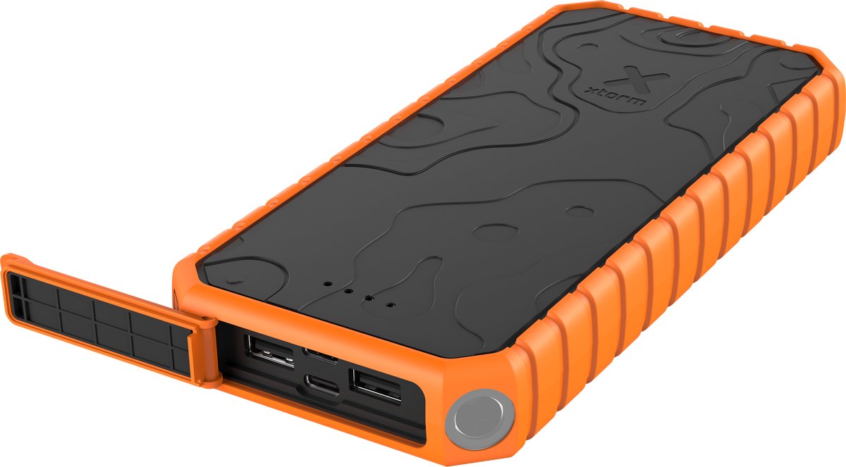 Xtorm Rugged Outdoor Powerbank 20000 mah - Waterdichte Powerbank met Zaklamp 35W - 2x USB-C PD + 2x USB-A poorten - Oranje