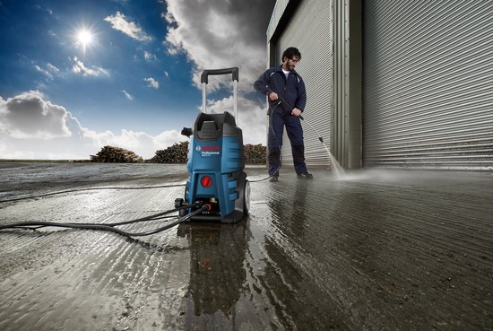 Bosch Professional GHP 5-75 - Hogedrukreiniger - Inclusief Bosch-pistool, verstelbare 3-in-1 spuitlans, 5 m kabel, 10m rubberstaal versterkte hogedrukslang en rotatielans — afbeelding 4