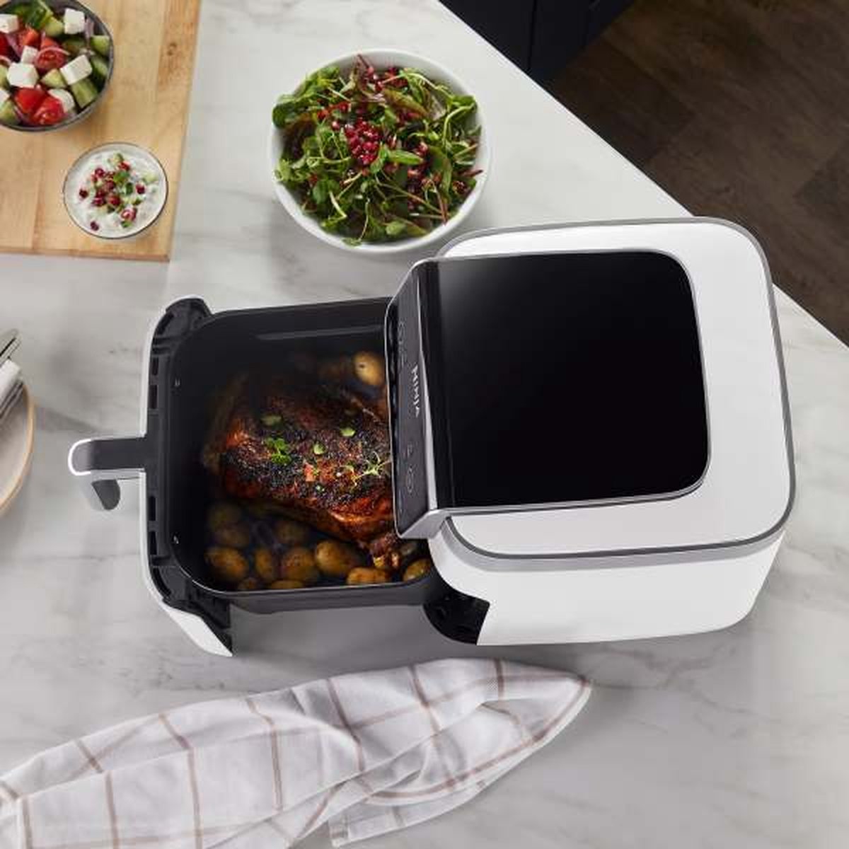 Ninja Airfryer XXL Max Pro - 6.2 liter - 6 Kookprogramma's - in Hoogte Verstelbare Plaat - 2024 Model - Wit - AF180EUWH thumbnail 5