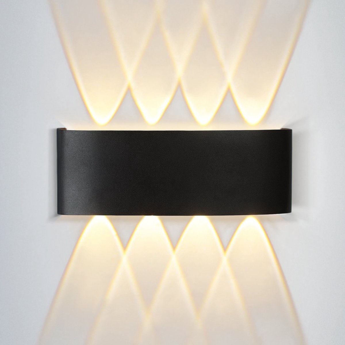NETTLIFE LED Wandlampen | Zwart | Modern | 7W | IP65 | 3000K warm wit licht| Up Down wandlamp | 22cm | Trap wandlamp