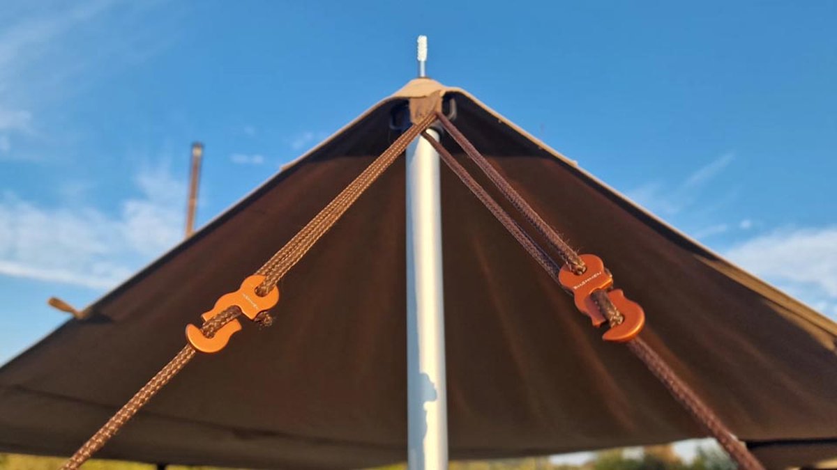 Bushmen Hot Tarp 4x4 polykatoenen tarp met schoorsteen doorvoer