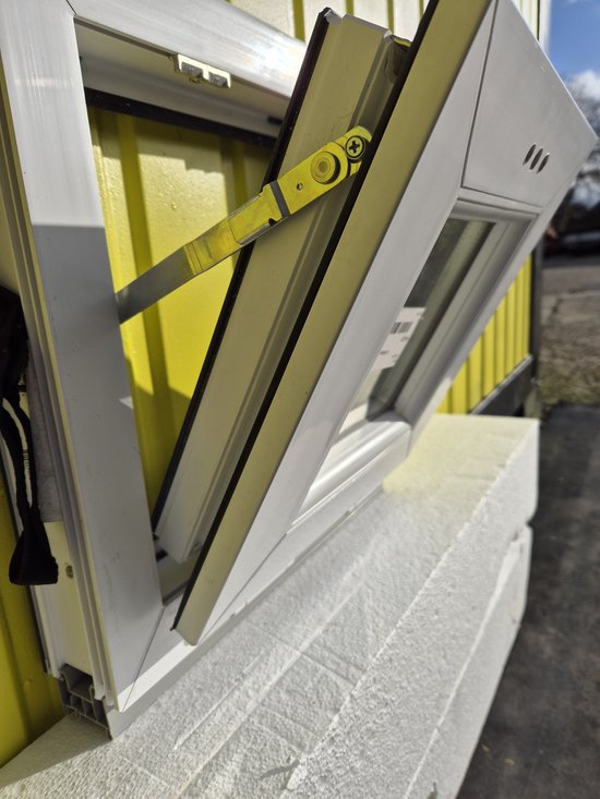 Huisseries en plastique - Fenêtres tombantes - Fenêtres à guillotine - Fenêtres basculantes - Fenêtres noir intérieur - noir extérieur 400 x 400 mm