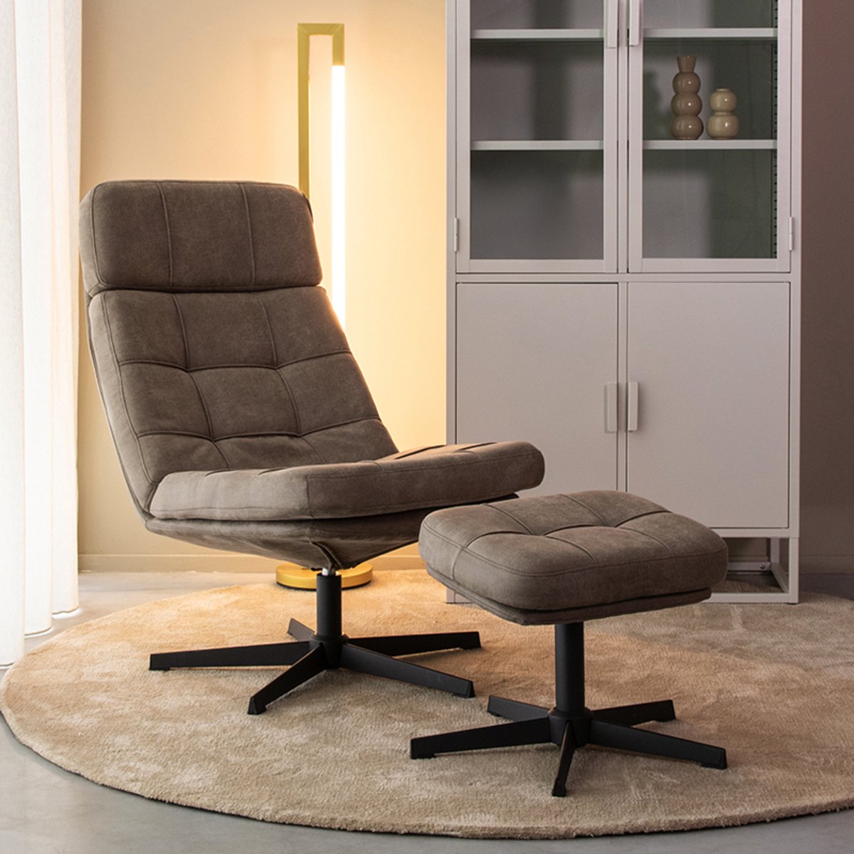 LABEL51 Alvar Fauteuil - Bruin - Stof - Incl. Hocker
