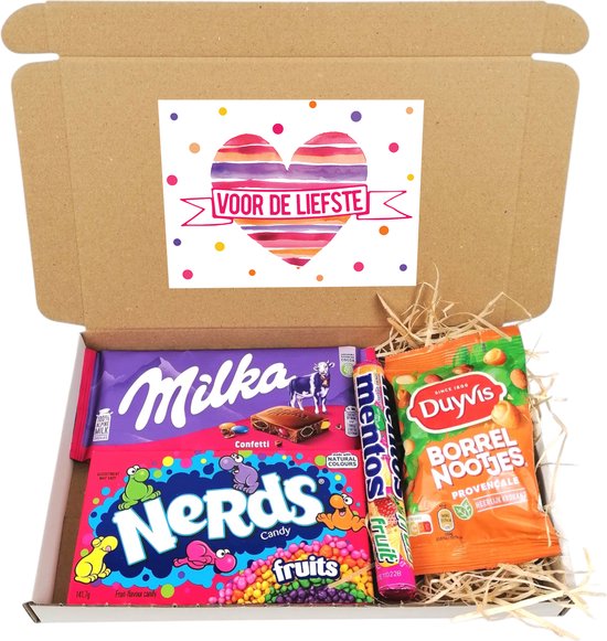 Valentijn brievenbus cadeau - Voor de liefste - Valentijn cadeau pakketje met: Milka chocolade - Nerds - Mentos - borrelnootjes