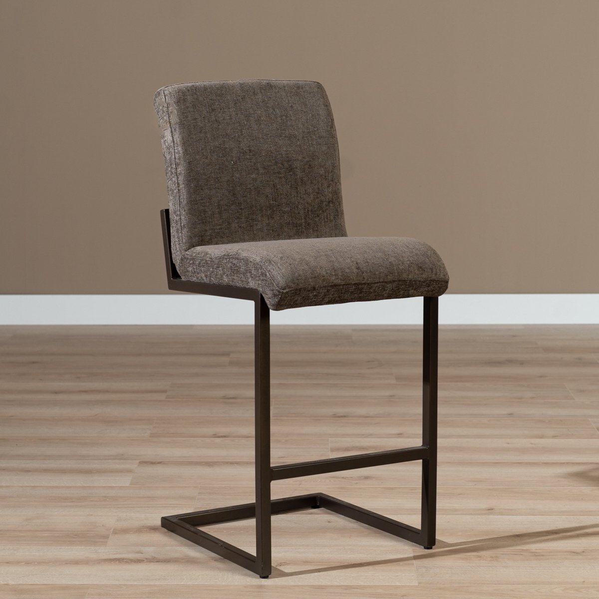 Bronx71 Velvet barkruk Lio bruin 70 cm - barstoel