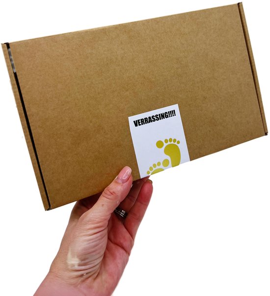 Kraamcadeau unisex, kraamcadeau met babymuts en babysokjes - kraamcadeau rechtreeks verturen mogelijk van $ — afbeelding 3