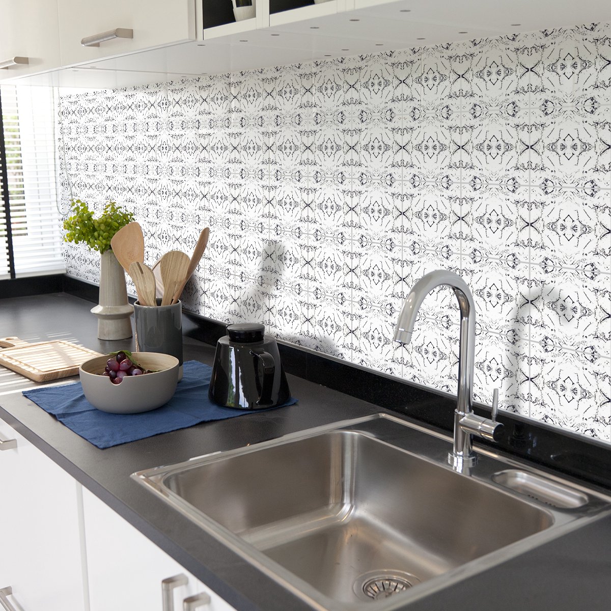 Ambiance Sticker Zelfklevende tegelmuurstickers voor keuken en badkamer - 30 grijze tegelstickers met marmerlook - 30 stickers 20x20cm Multi color