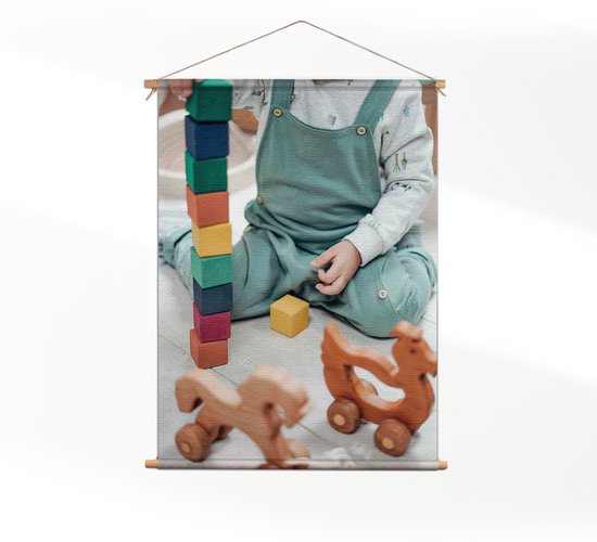 Textielposter Spelend Kind - Kinderkamer - Baby cadeau - Babykamer L (85 X 60 CM) - Wandkleed - Wanddoek - Wanddecoratie