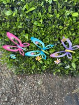 Metalen tuinstekers " vlinders met bloemen " - Set van 3 stuks - roze/blauw/paars - hoogte 80 x 23 x 17 cm - Tuinaccessoires - Tuindecoratie - Tuinstekers