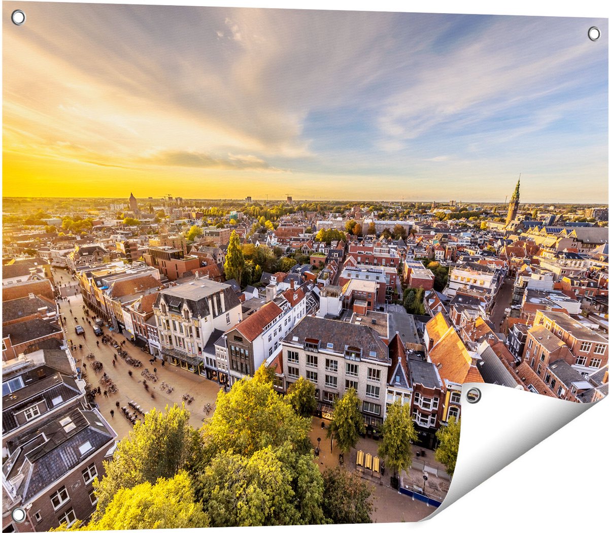 Gards Tuinposter Groningen Skyline Stad bij Zonsondergang - 80x60 cm - Tuindoek - Tuindecoratie - Wanddecoratie buiten - Tuinschilderij Multikleur