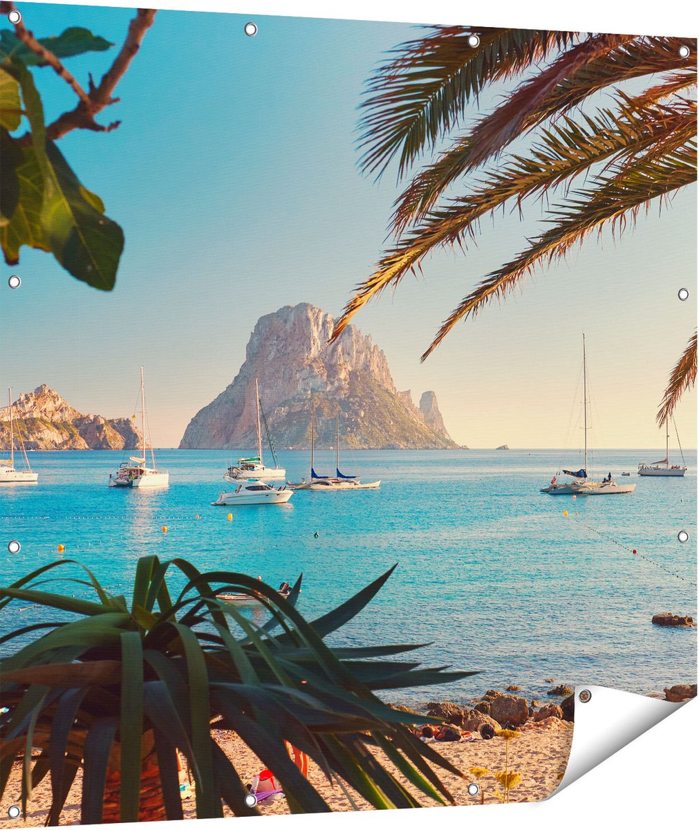 Gards Tuinposter Ibiza Cala d'Hort Strand - 110x110 cm - Tuindoek - Tuindecoratie - Wanddecoratie buiten - Tuinschilderij Multikleur