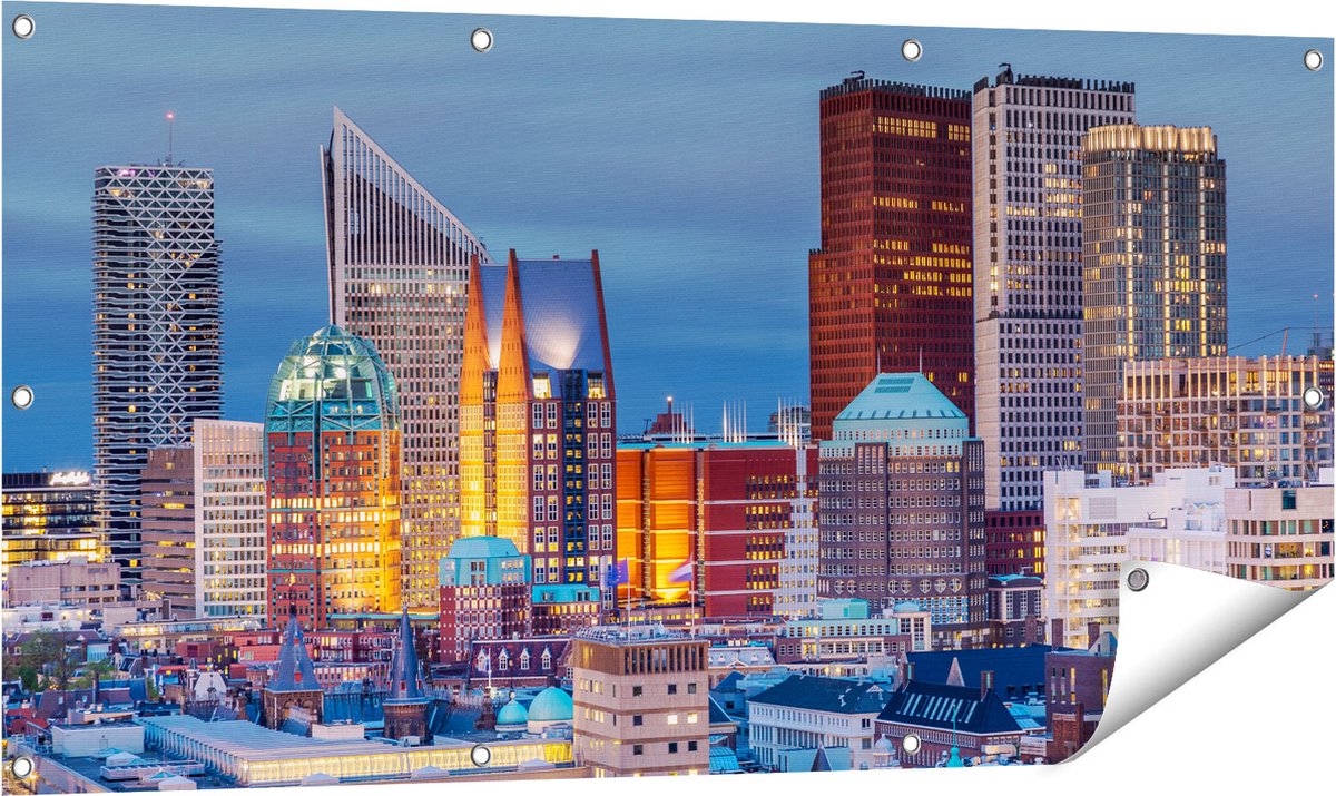 Gards Tuinposter Den Haag Skyline met Wolkenkrabbers - 120x60 cm - Tuindoek - Tuindecoratie - Wanddecoratie buiten - Tuinschilderij Multikleur