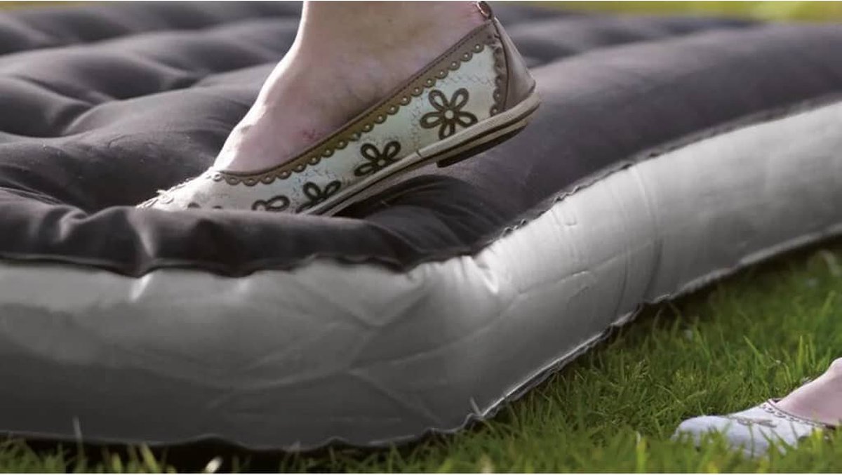 Outwell Classic Luchtmatras met Kussen en Pomp Enkel 185 x 75 cm Zwart