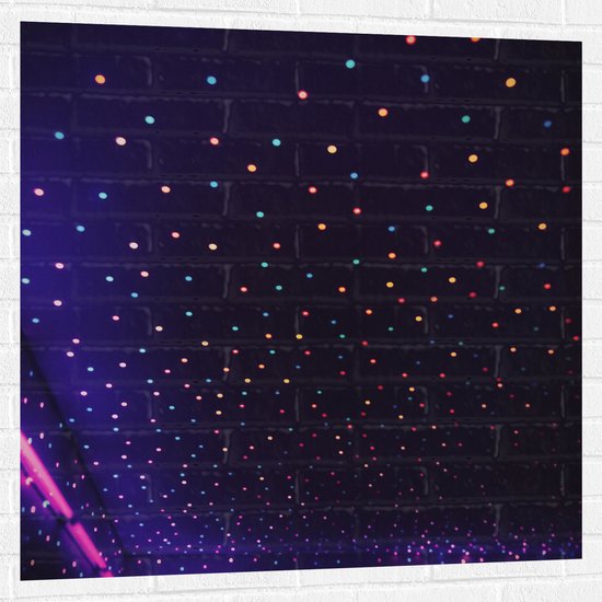 Muursticker - Plafond met Verschillende Kleruen Licht - 100x100 cm Foto op Muursticker