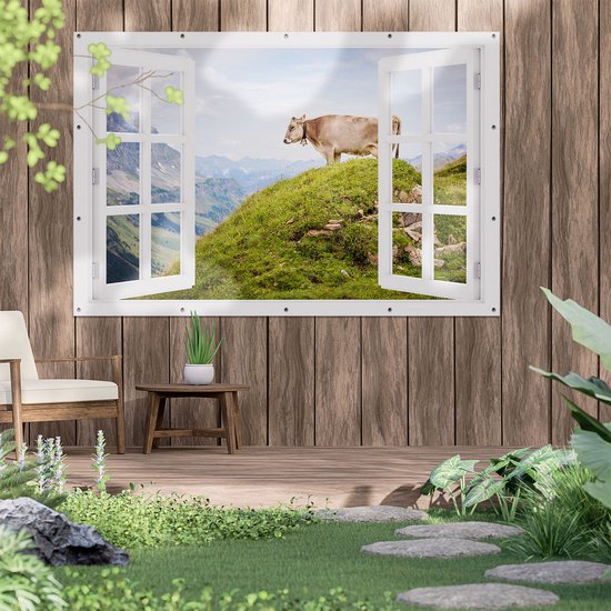Gards Tuinposter Doorkijk Koe in de Bergen - 180x120 cm - Tuindoek - Tuindecoratie - Wanddecoratie buiten - Tuinschilderij