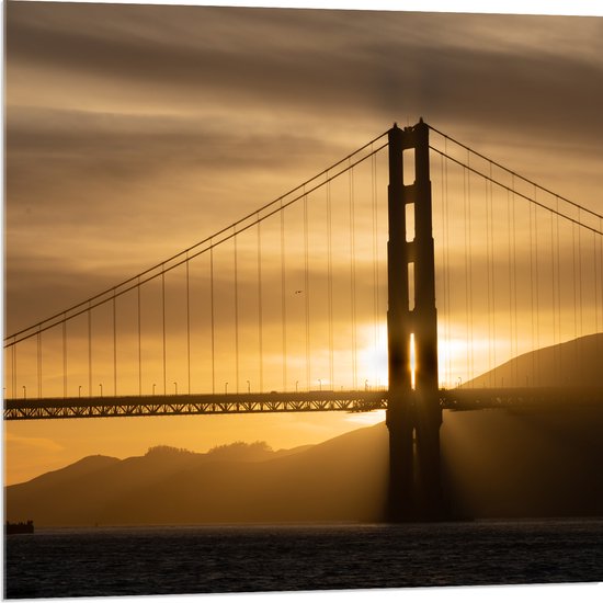 Acrylglas - Zonsondergang achter Hangbrug Golden Gate Bridge - 80x80 cm Foto op Acrylglas (Wanddecoratie op Acrylaat)