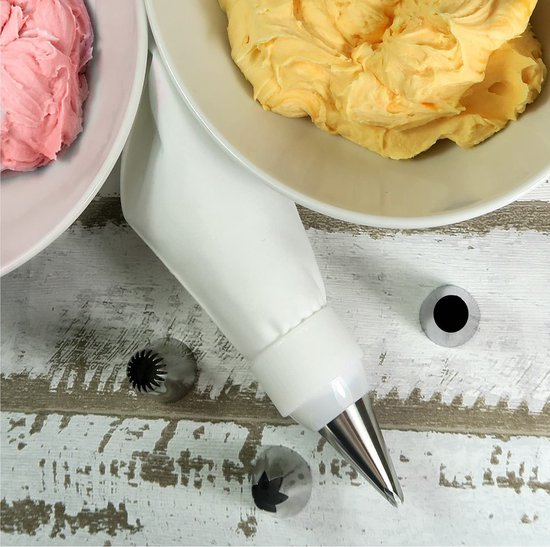 Leifheit Icing Bag Set Met 4 Nozzles, Wit