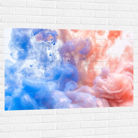 Muursticker - Blauwe en Oranje Rook tegen Witte Achtergrond - 120x80 cm Foto op Muursticker