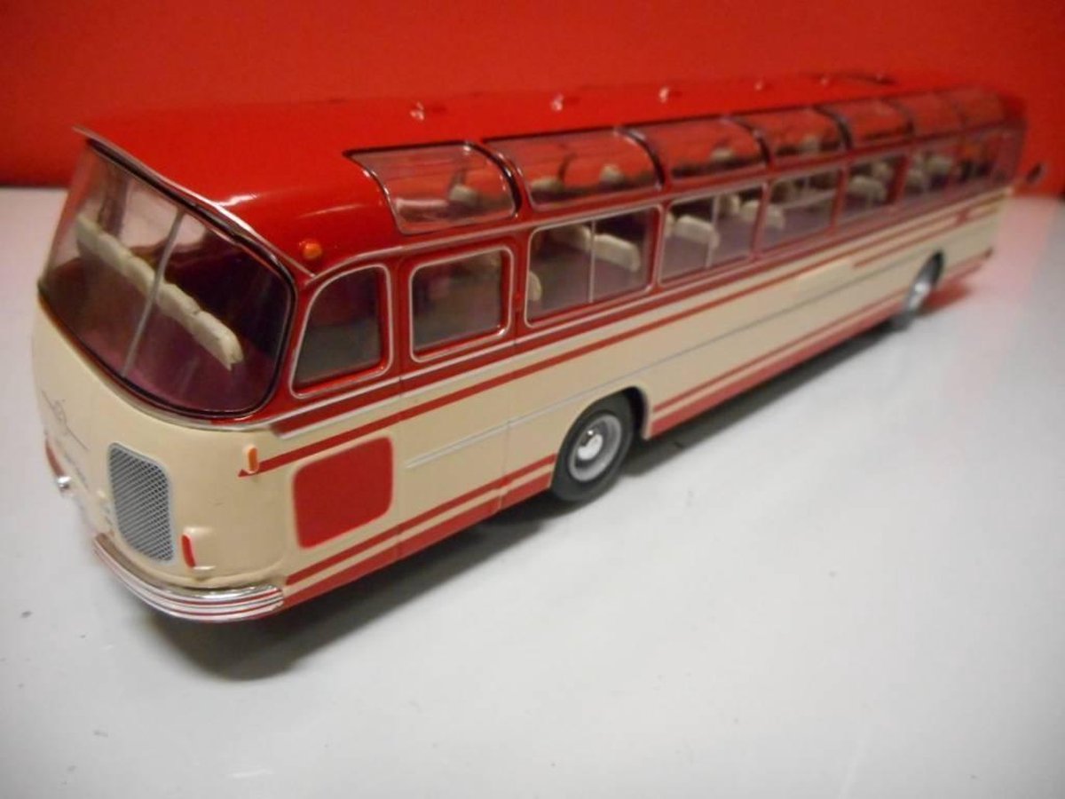 Setra S14 1966 - 1:43 - IXO Models | bol.com
