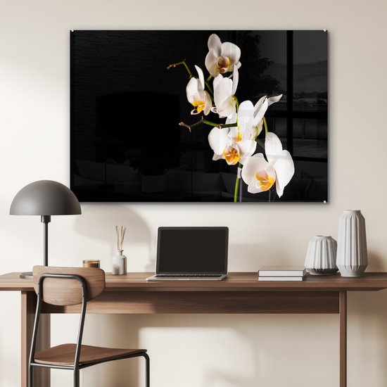 MuchoWow® Glasschilderij 120x80 cm - Schilderij acrylglas - Orchidee - Bloemen - Planten - Botanisch - Foto op glas - Muurdecoratie woonkamer - Wanddecoratie slaapkamer - Schilderijen