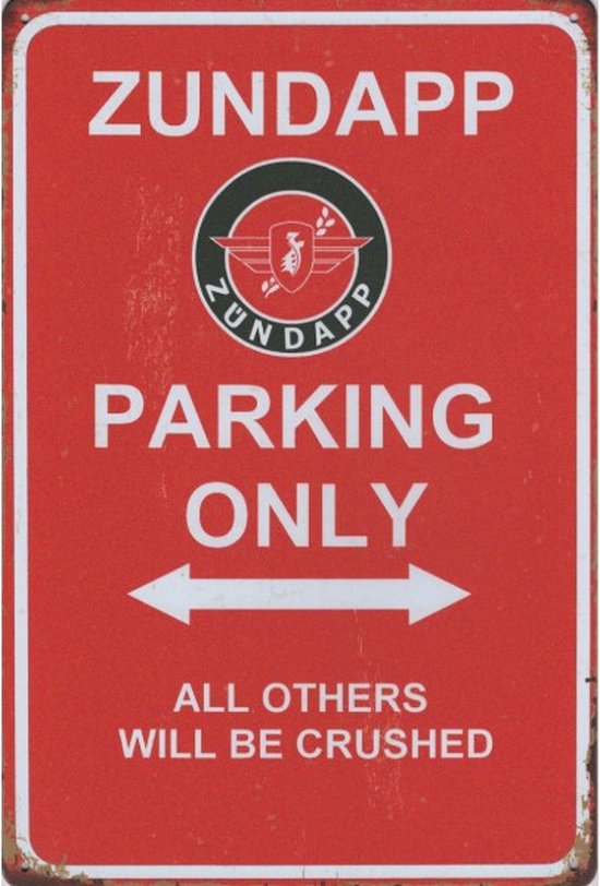 Fiat Parking Only. Metalen Wandbord In Reliëf 30 X 40 Cm