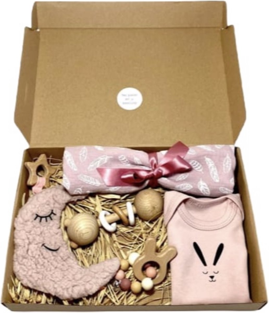 Goedkoopste Kraamcadeau, luxe babygiftbox roze, babygiftset