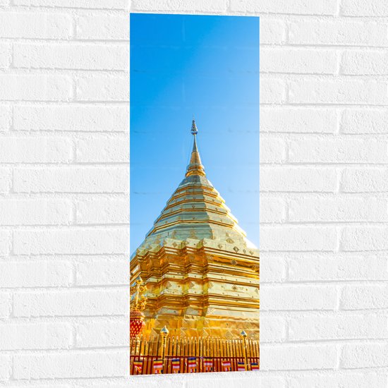 Muursticker - Boeddhistische Wat Phrathat Doi Suthep Tempel Vol met Gouden Versieringen - 30x90 cm Foto op Muursticker