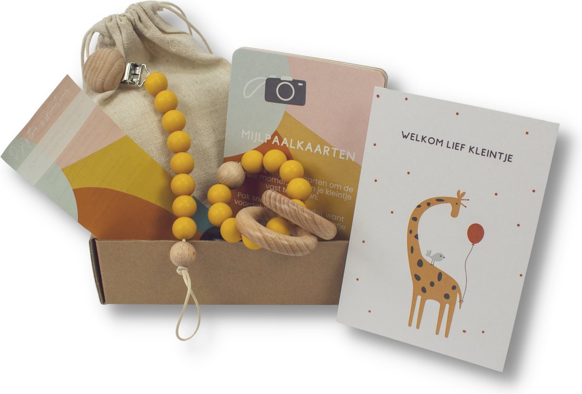 Goedkoopste Kids Cultures - Giftbox S - Baby Geschenkset, Kraampakket, Babyshower, Kraammand - Kraamcadeau Jongen & Meisje - Bijtring, Speenkoord en Wenskaarten - Geel
