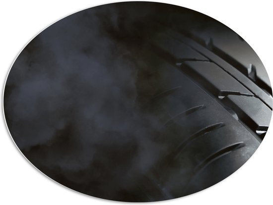 PVC Schuimplaat Ovaal - Rook bij Zwarte Banden - 96x72 cm Foto op Ovaal (Met Ophangsysteem)