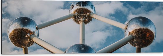 Dibond - Atomium in Brussel, België - 90x30 cm Foto op Aluminium (Met Ophangsysteem)