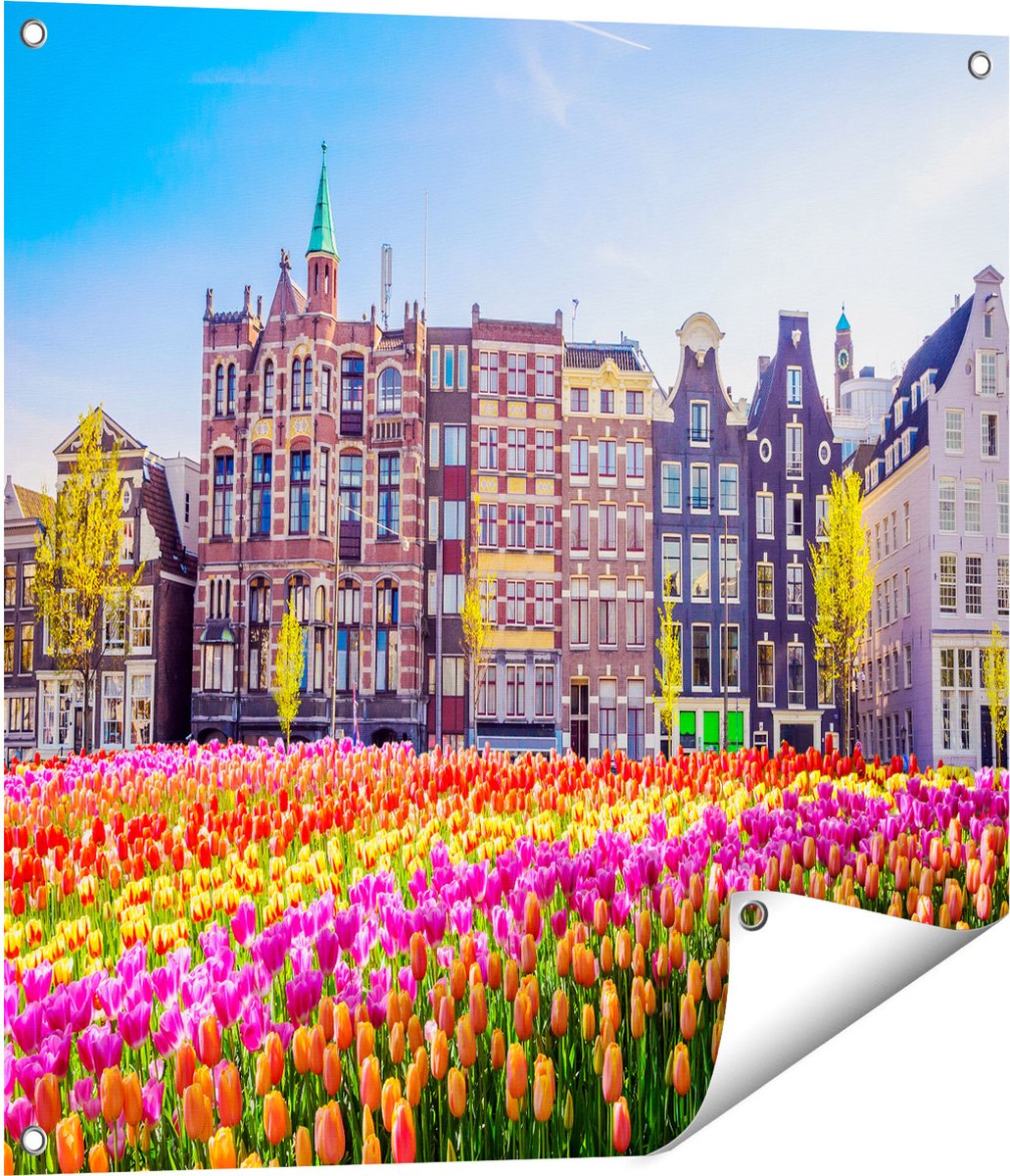 Gards Tuinposter Amsterdamse Huisjes met Tulpen - Kleur - 70x70 cm - Tuindoek - Tuindecoratie - Wanddecoratie buiten - Tuinschilderij Multikleur