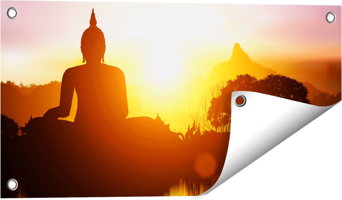 Gards Tuinposter Silhouet van Boeddha Beeld met Zonsondergang - 60x30 cm - Tuindoek - Tuindecoratie - Wanddecoratie buiten - Tuinschilderij Multikleur