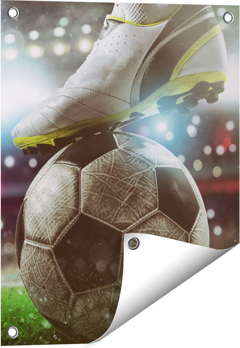 Gards Tuinposter Voetbal Aftrap met de Bal in het Stadion - 40x50 cm - Tuindoek - Tuindecoratie - Wanddecoratie buiten - Tuinschilderij Multikleur