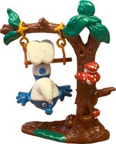 Schleich smurf - Hangend aan trapeze - in boom - 5,5cm - De smurfen