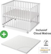 Premium Baby Box - kinderbox - 75x100cm - Wit Incl. matras - In hoogte verstelbare bodem - Met Wielen - massief beukenhout - SÄMANN