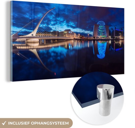 MuchoWow® Glasschilderij 80x40 cm - Schilderij acrylglas - Ierse stad Dublin in de nacht - Foto op glas - Schilderijen
