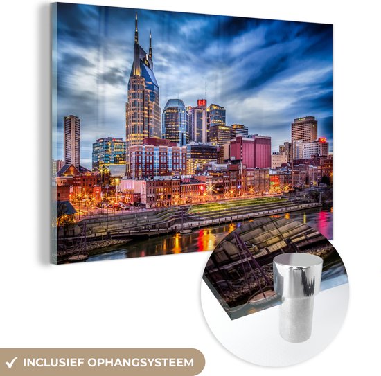 MuchoWow® Glasschilderij 120x80 cm - Schilderij acrylglas - Zonsondergang in Nashville met gekleurde gebouwen - Foto op glas - Schilderijen