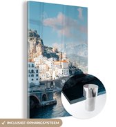 MuchoWow® Glasschilderij 100x150 cm - Schilderij acrylglas - Italië - Bergen - Huizen - Foto op glas - Schilderijen