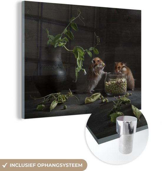MuchoWow® Glasschilderij 80x60 cm - Schilderij acrylglas - Stilleven van hamsters met groene erwten - Foto op glas - Schilderijen