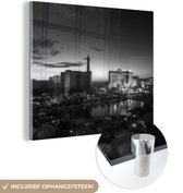MuchoWow® Glasschilderij 20x20 cm - Schilderij acrylglas - Las Vegas bij nacht - Foto op glas - Schilderijen