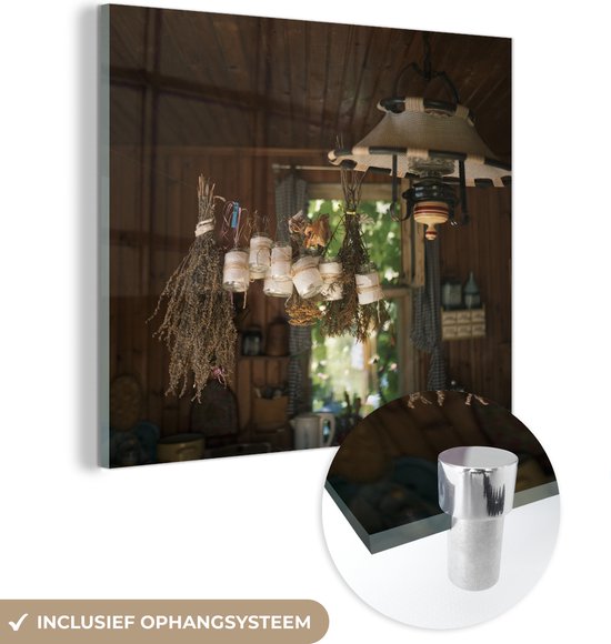 MuchoWow® Glasschilderij 50x50 cm - Schilderij acrylglas - Ouderwetse keuken met kruiden in weckpotten - Foto op glas - Schilderijen