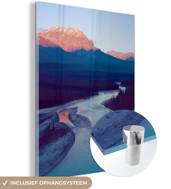 MuchoWow® Glasschilderij 90x120 cm - Schilderij acrylglas - De Athabasca-rivier kronkelt door het landschap in Noord-Amerika - Foto op glas - Schilderijen