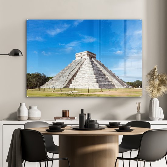 MuchoWow® Glasschilderij 120x80 cm - Schilderij acrylglas - Tempel van Kukulkan bij Chichén Itzá in Mexico - Foto op glas - Schilderijen - MuchoWow