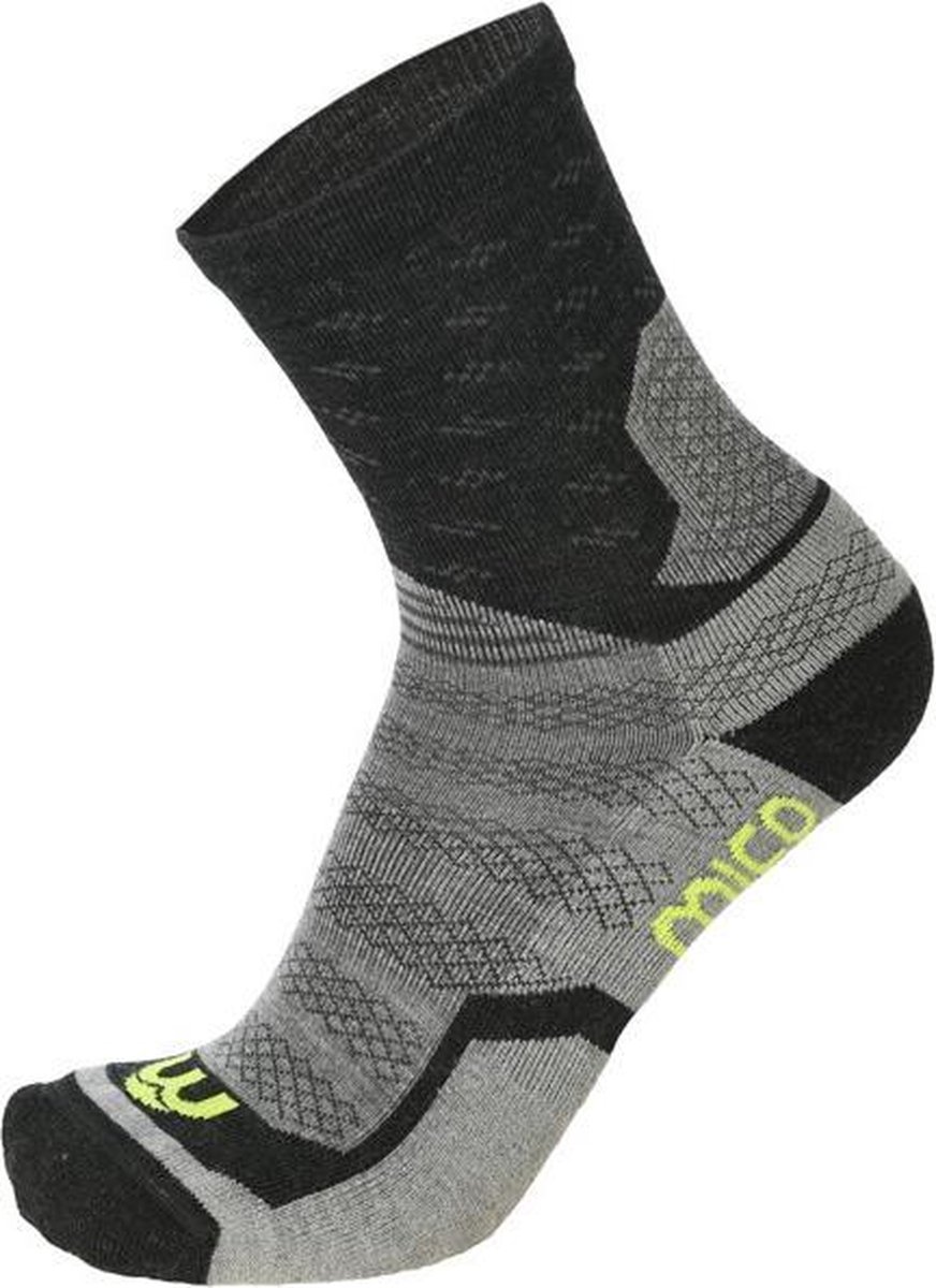 Medium weight natural merino short outdoor socks Grijs