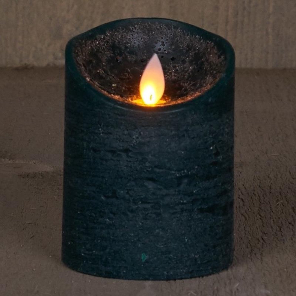 Anna's Collection Stompkaars - 3x - LED - antiek groen - H10 cm - bewegende vlam - kaars